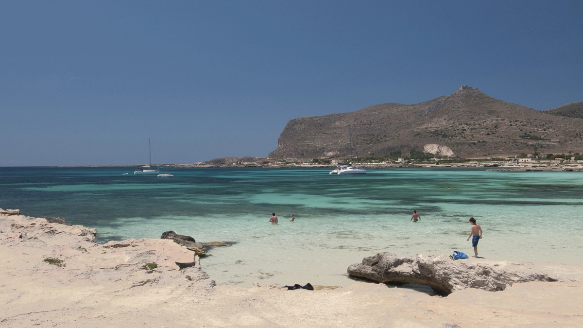 favignana spiaggia