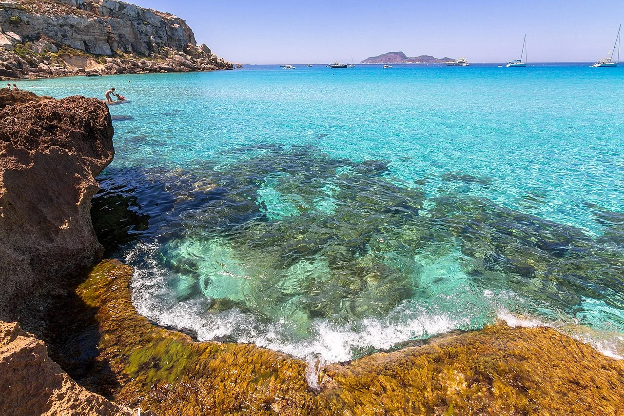 Cala azzurra Egadi